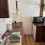 Alpnest With Free Parking Apartment