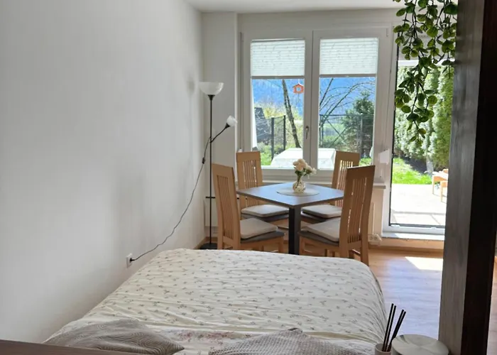 Daire Alpnest With Free Parking *