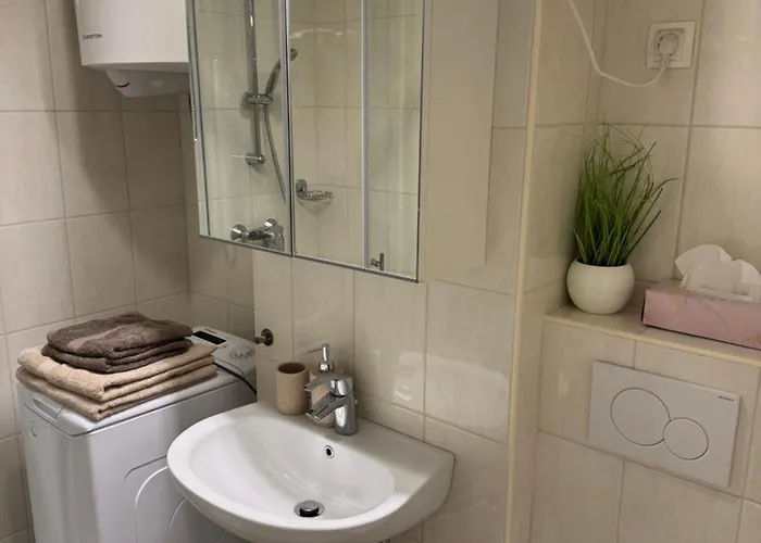 Alpnest With Free Parking