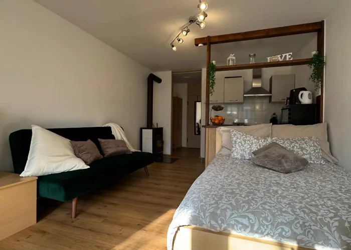 Daire Alpnest With Free Parking